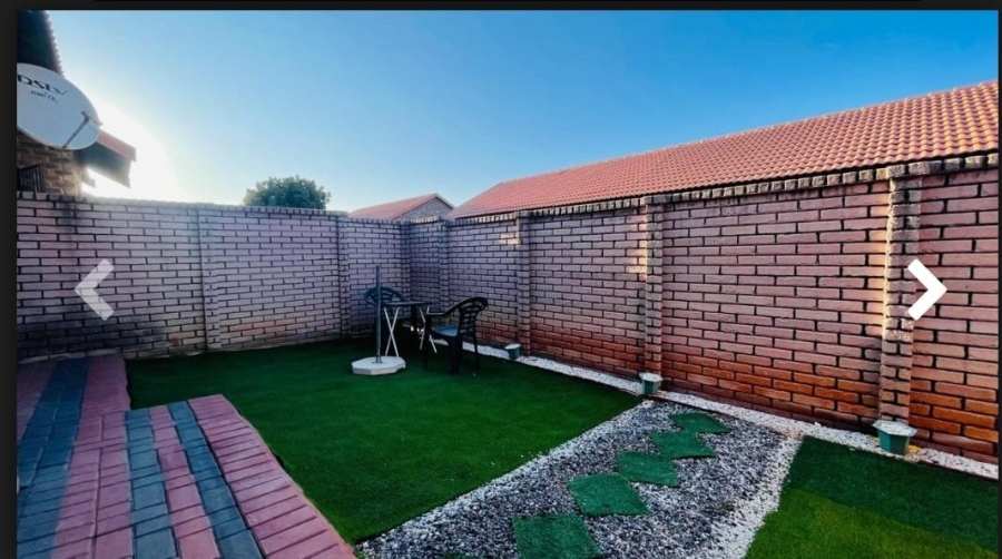 To Let 3 Bedroom Property for Rent in The Orchards Gauteng