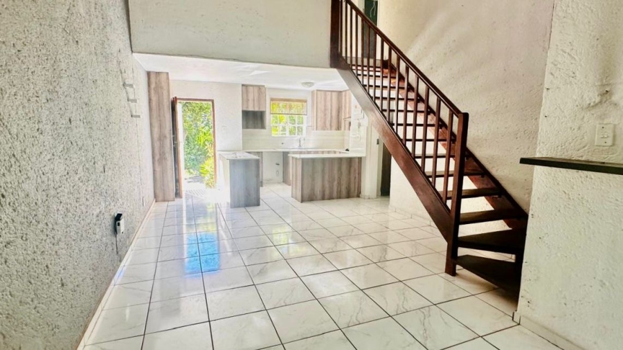 2 Bedroom Property for Sale in Bassonia Rock Gauteng