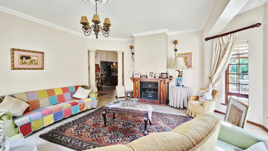 4 Bedroom Property for Sale in Three Rivers Proper Gauteng