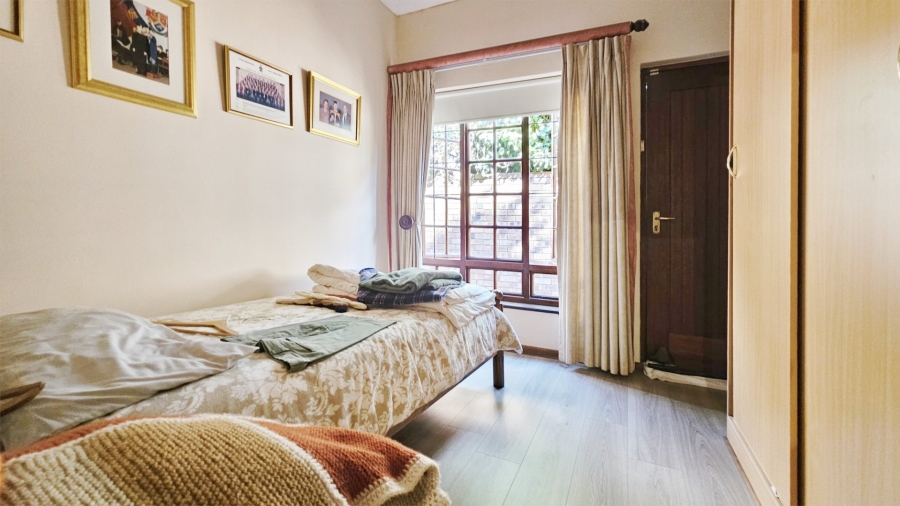 4 Bedroom Property for Sale in Three Rivers Proper Gauteng