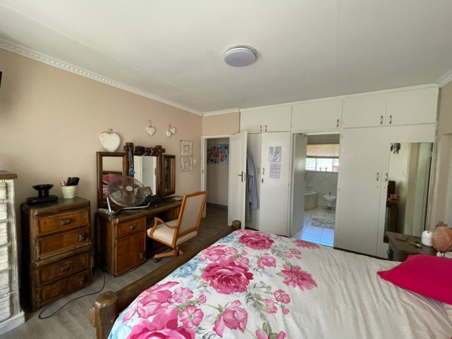 4 Bedroom Property for Sale in Ferryvale Gauteng