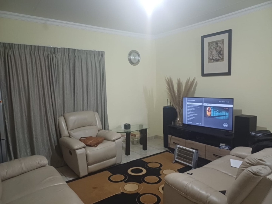 2 Bedroom Property for Sale in Vanderbijlpark CE Gauteng