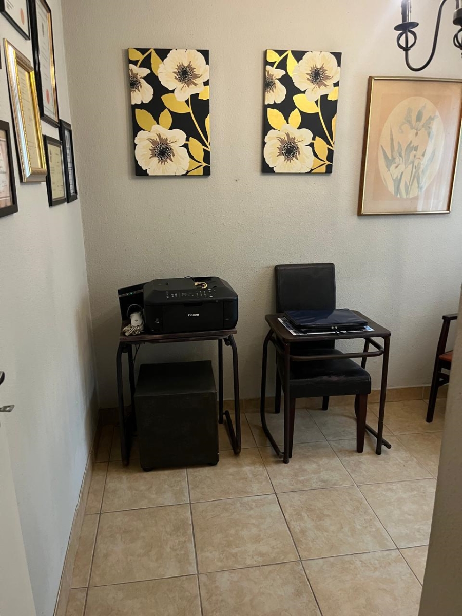 2 Bedroom Property for Sale in Bedford Gardens Gauteng