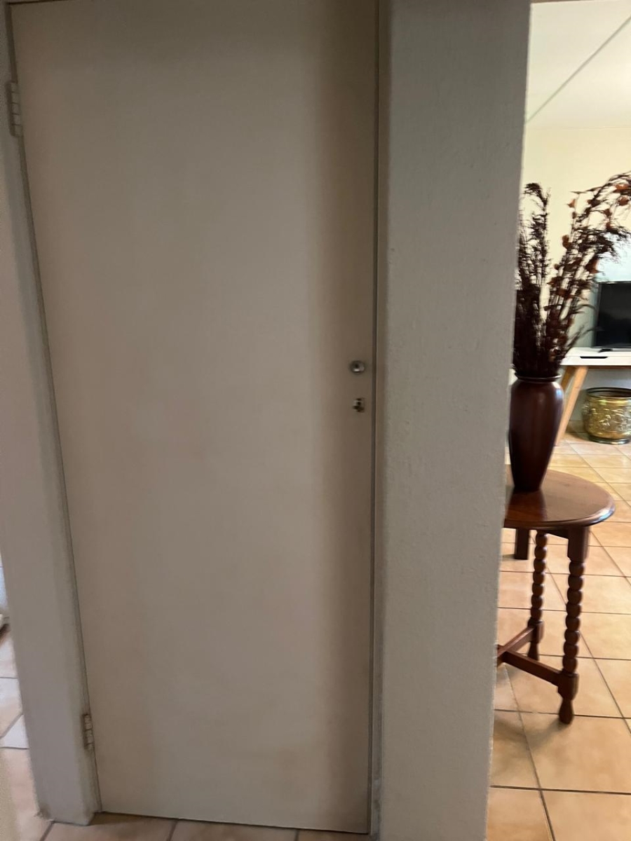 2 Bedroom Property for Sale in Bedford Gardens Gauteng