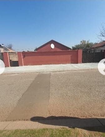 2 Bedroom Property for Sale in Vosloorus Gauteng