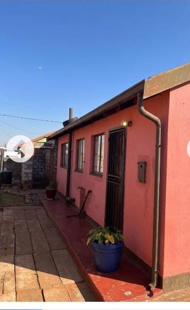 2 Bedroom Property for Sale in Vosloorus Gauteng