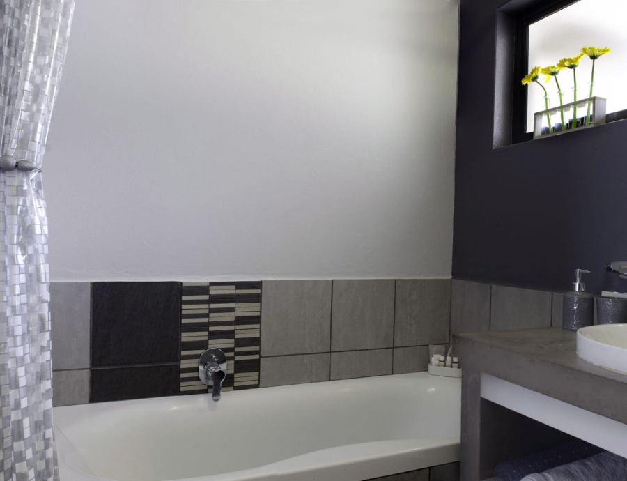 To Let 1 Bedroom Property for Rent in Dainfern Gauteng