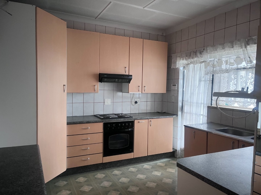 2 Bedroom Property for Sale in Kempton Park Ext 4 Gauteng