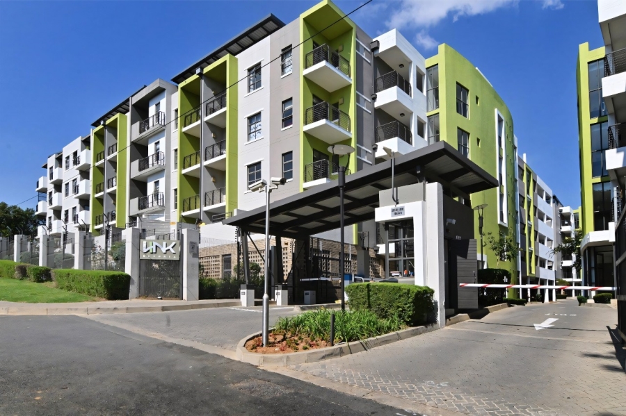 To Let 2 Bedroom Property for Rent in Rivonia Gauteng