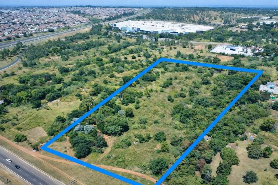 Commercial Property for Sale in Monavoni Gauteng