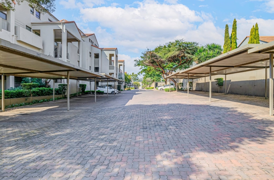 To Let 2 Bedroom Property for Rent in Paulshof Gauteng