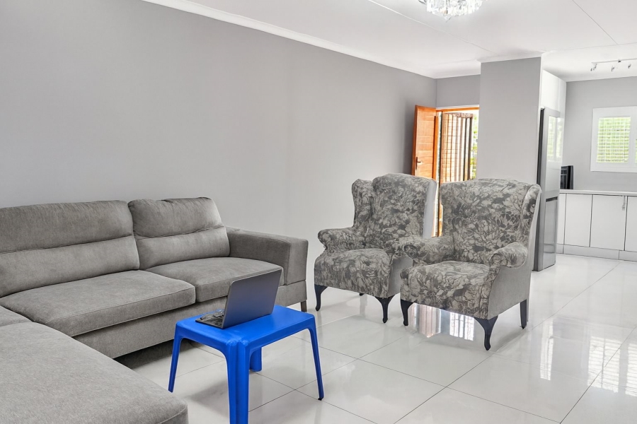 2 Bedroom Property for Sale in Faerie Glen Gauteng