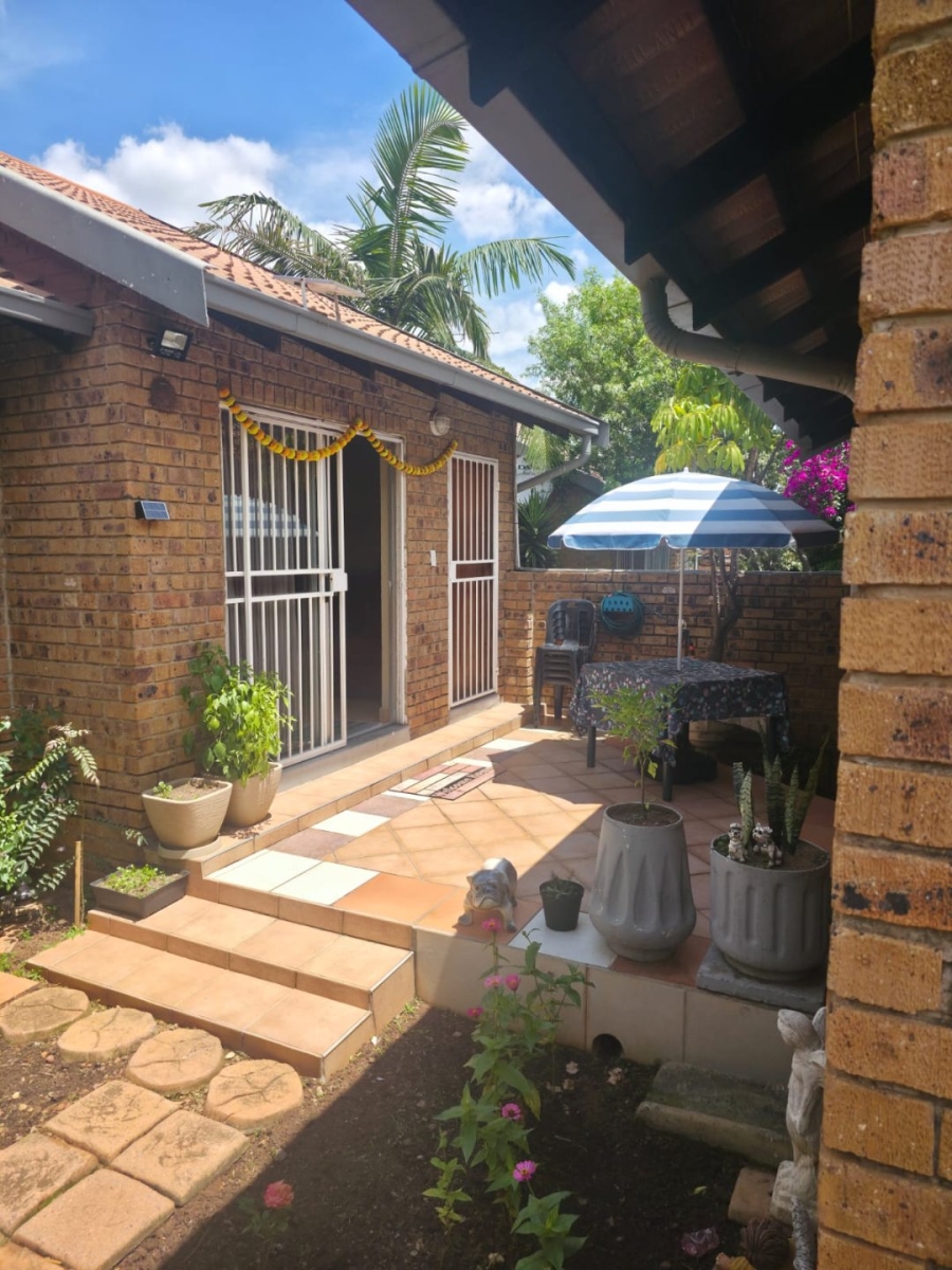 2 Bedroom Property for Sale in Norkem Park Gauteng