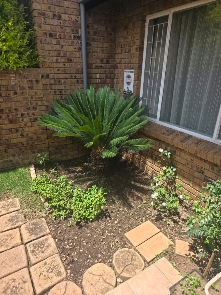 2 Bedroom Property for Sale in Norkem Park Gauteng