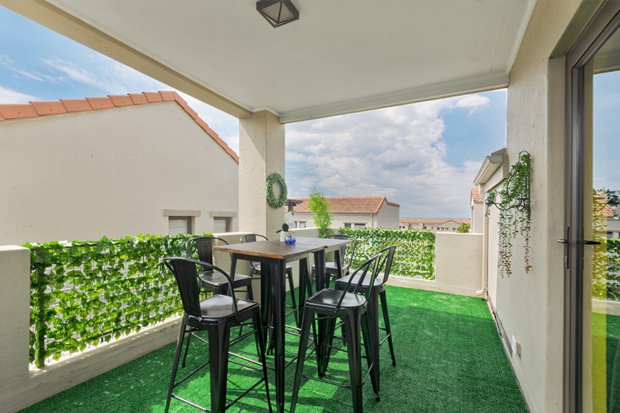 To Let 2 Bedroom Property for Rent in Paulshof Gauteng