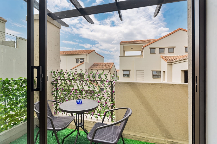 To Let 2 Bedroom Property for Rent in Paulshof Gauteng