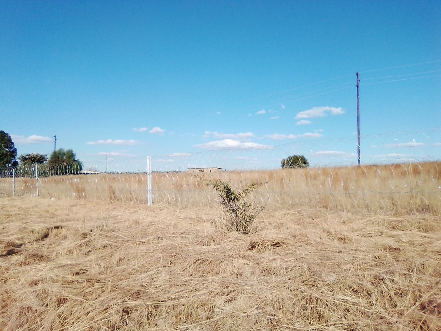 To Let commercial Property for Rent in Laezonia Gauteng