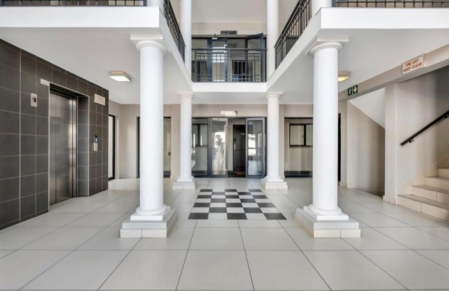 To Let 1 Bedroom Property for Rent in Edenburg Gauteng