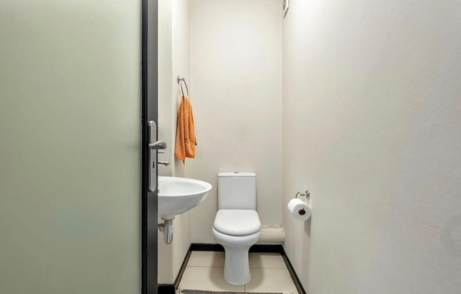 To Let 1 Bedroom Property for Rent in Edenburg Gauteng