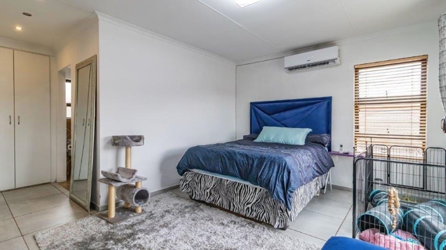 3 Bedroom Property for Sale in Brentwood Park AH Gauteng