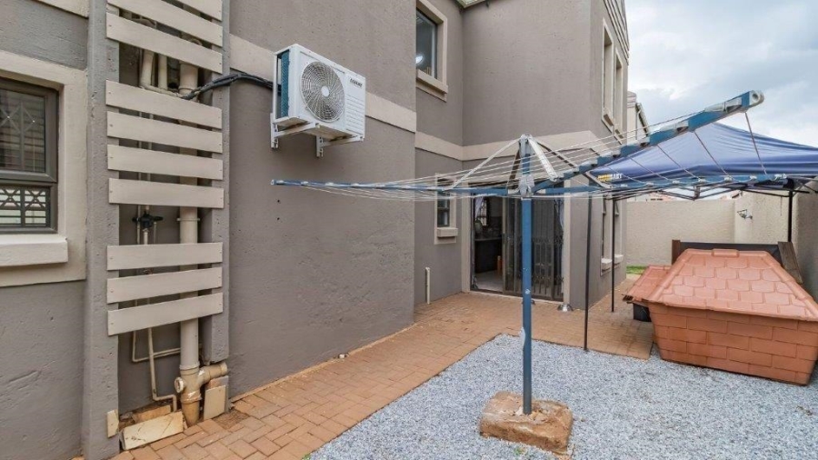 3 Bedroom Property for Sale in Brentwood Park AH Gauteng