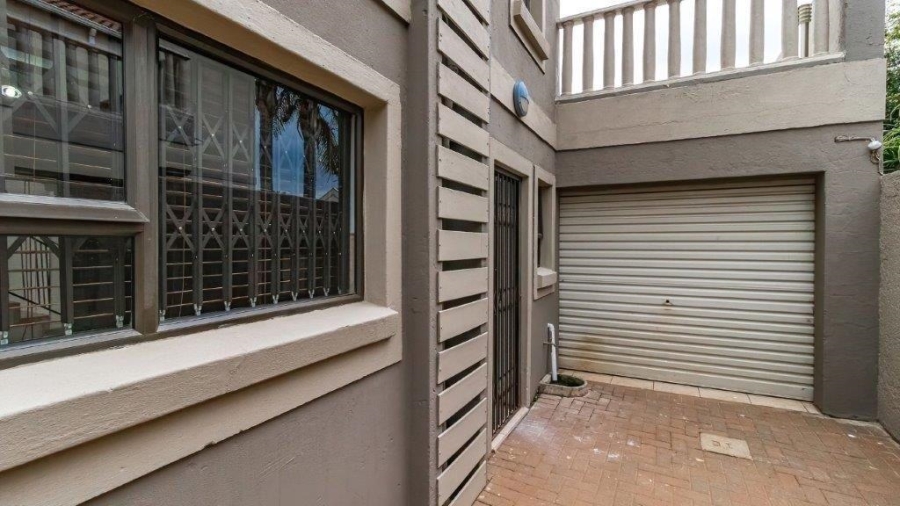 3 Bedroom Property for Sale in Brentwood Park AH Gauteng