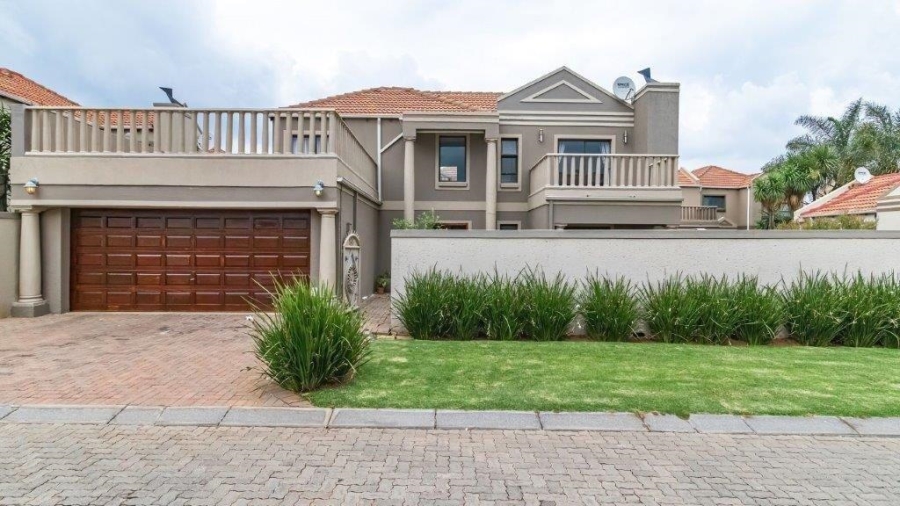 3 Bedroom Property for Sale in Brentwood Park AH Gauteng