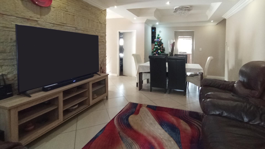 4 Bedroom Property for Sale in Savannah Country Estate Gauteng