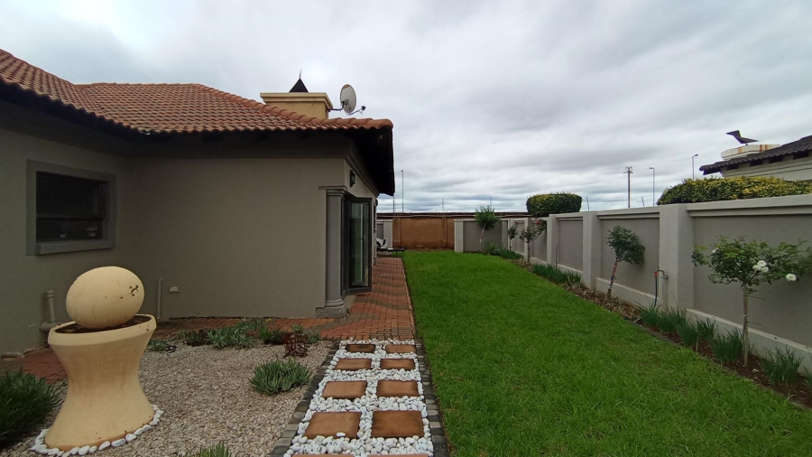 4 Bedroom Property for Sale in Savannah Country Estate Gauteng