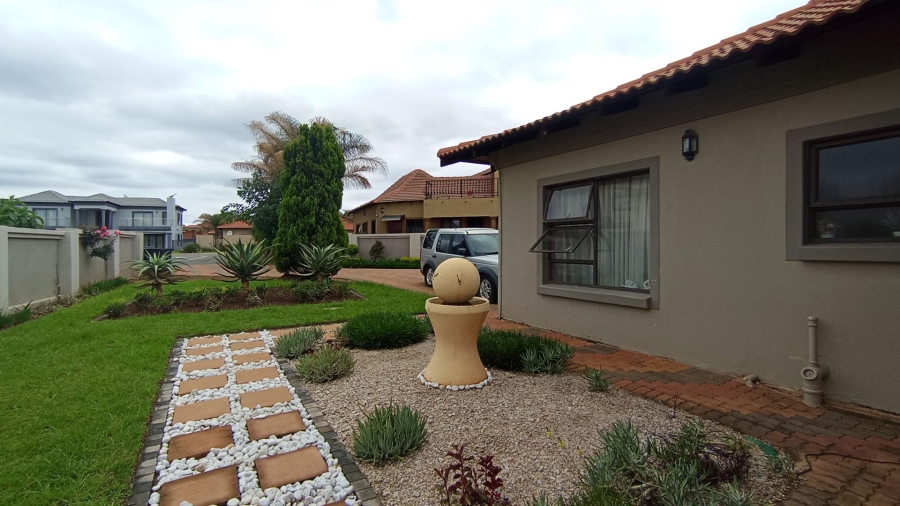 4 Bedroom Property for Sale in Savannah Country Estate Gauteng