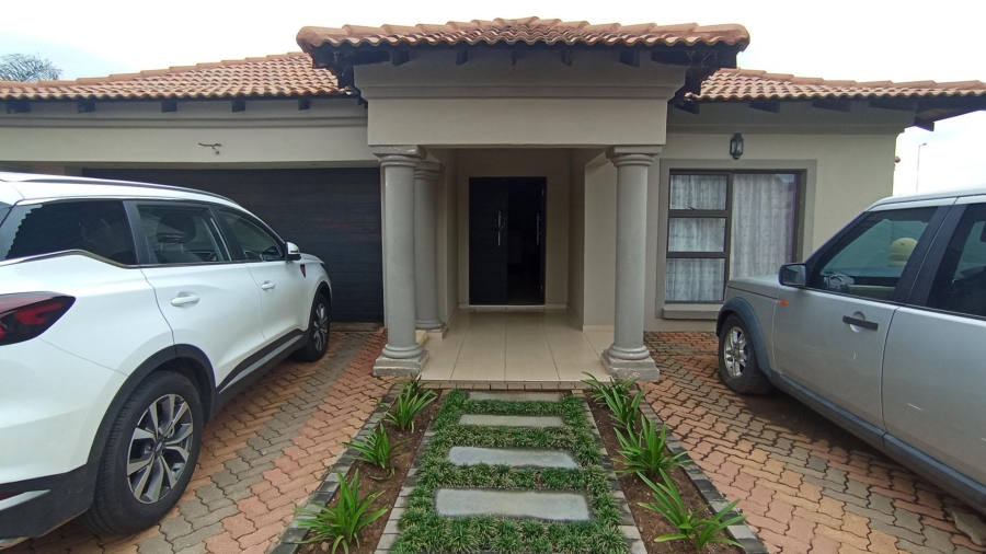 4 Bedroom Property for Sale in Savannah Country Estate Gauteng