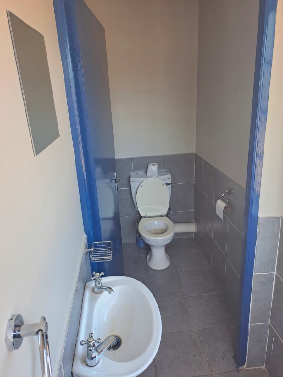  Bedroom Property for Sale in Kempton Park Ext 2 Gauteng