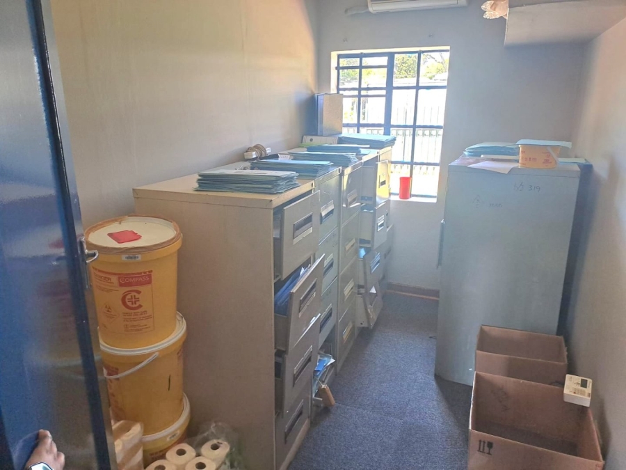  Bedroom Property for Sale in Kempton Park Ext 2 Gauteng