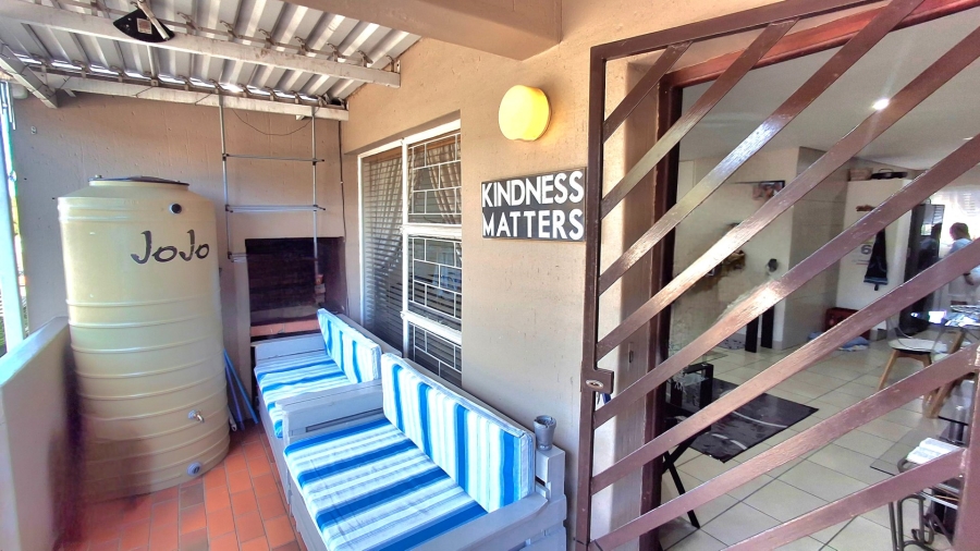 2 Bedroom Property for Sale in Vanderbijlpark SW 5 Gauteng