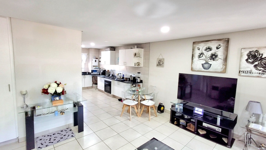 2 Bedroom Property for Sale in Vanderbijlpark SW 5 Gauteng