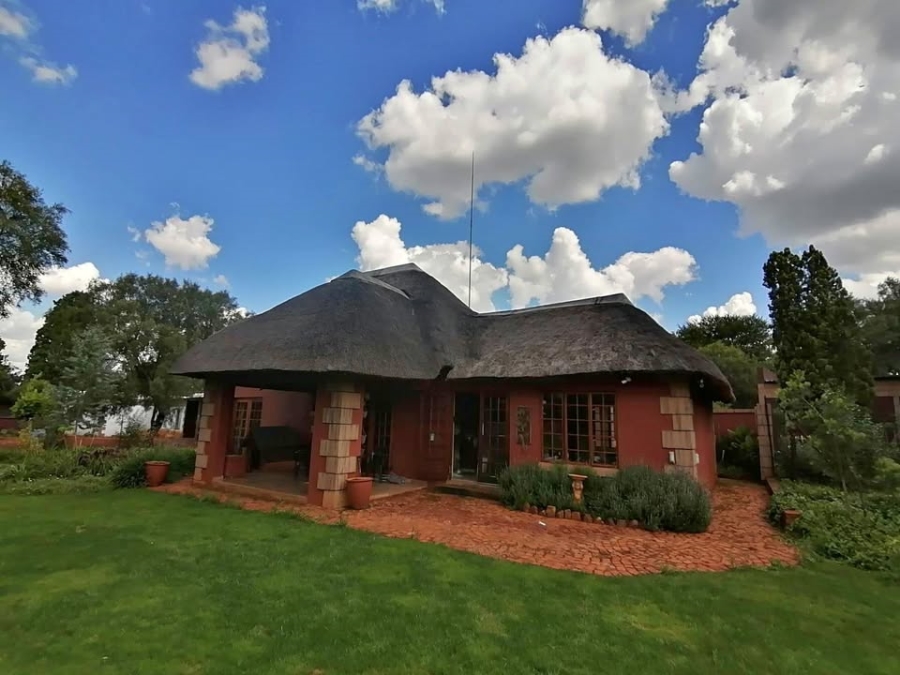 To Let 4 Bedroom Property for Rent in Gerhardsville Gauteng