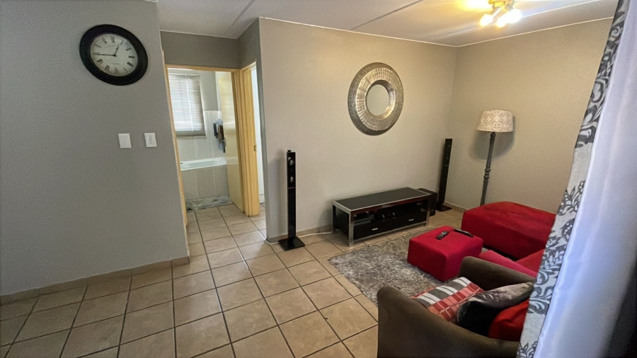 To Let 2 Bedroom Property for Rent in Kempton Park Ext 1 Gauteng