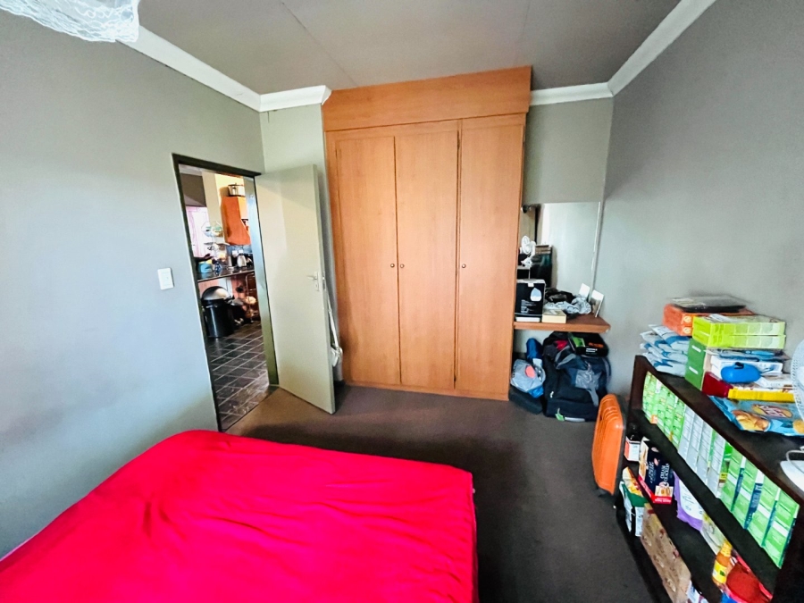 1 Bedroom Property for Sale in Erand Gardens Gauteng