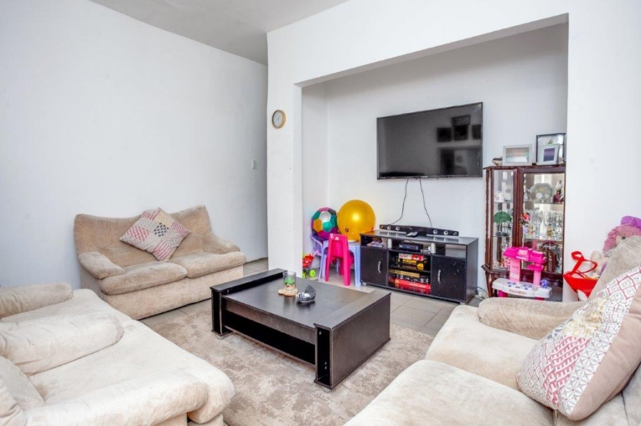 4 Bedroom Property for Sale in Florida Gauteng