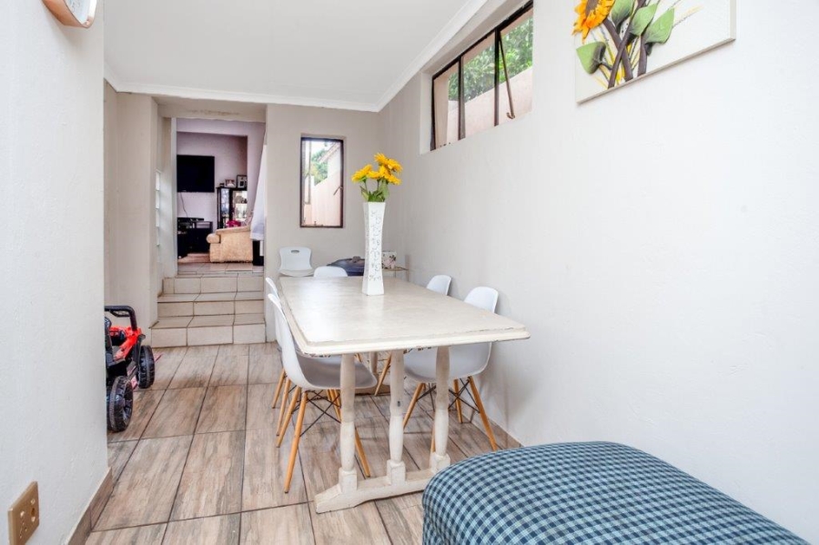 4 Bedroom Property for Sale in Florida Gauteng