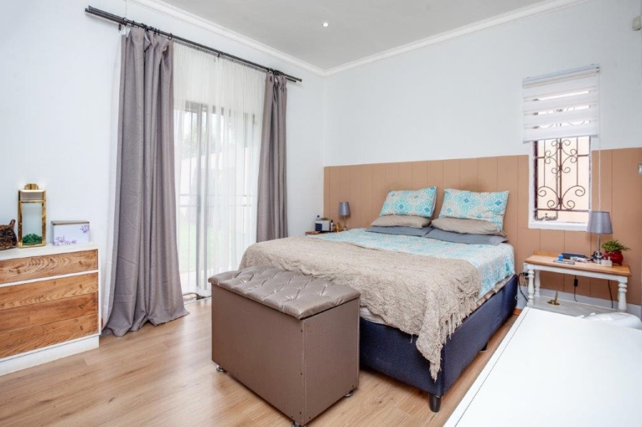4 Bedroom Property for Sale in Florida Gauteng
