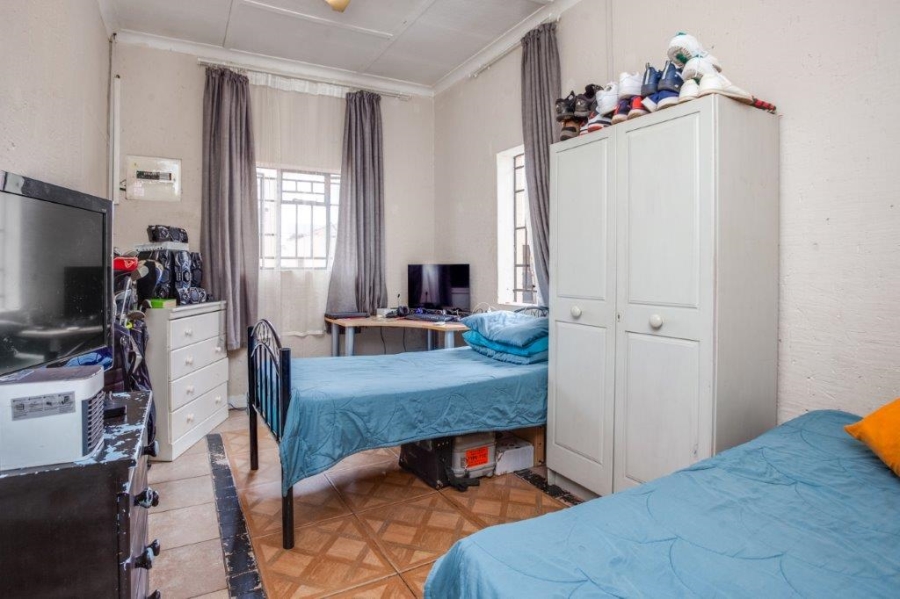 4 Bedroom Property for Sale in Florida Gauteng