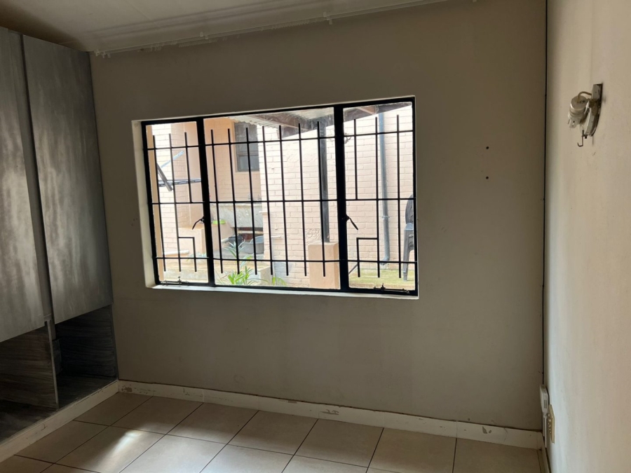 4 Bedroom Property for Sale in Florida Gauteng