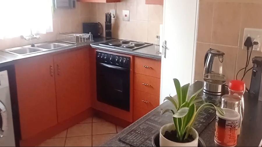 2 Bedroom Property for Sale in Elardus Park Gauteng