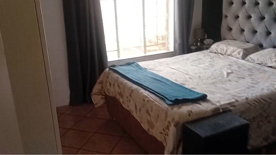 2 Bedroom Property for Sale in Elardus Park Gauteng
