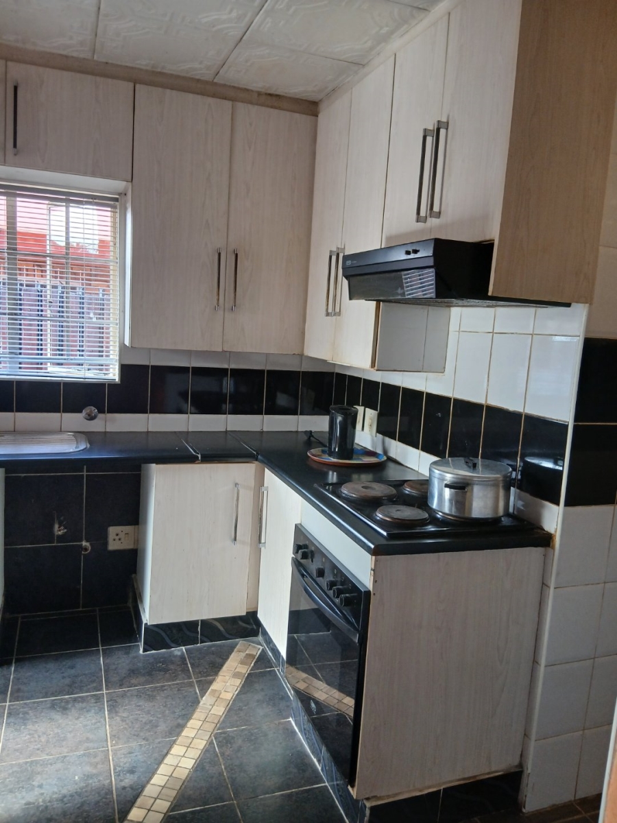 3 Bedroom Property for Sale in Hesteapark Gauteng