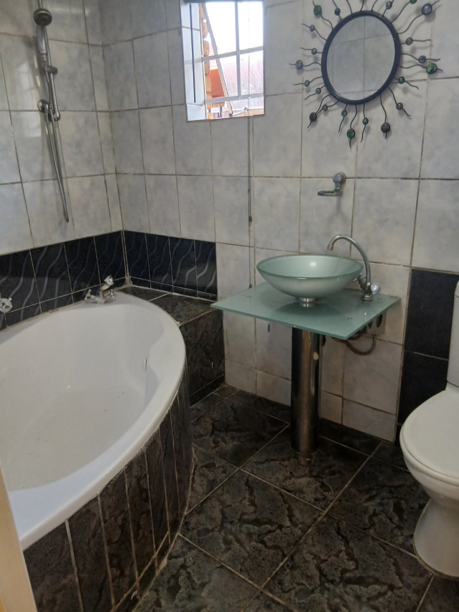 3 Bedroom Property for Sale in Hesteapark Gauteng