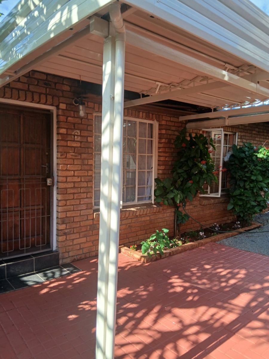 3 Bedroom Property for Sale in Hesteapark Gauteng