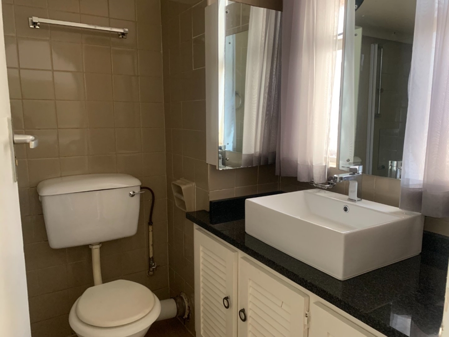 To Let 1 Bedroom Property for Rent in Groenkloof Gauteng