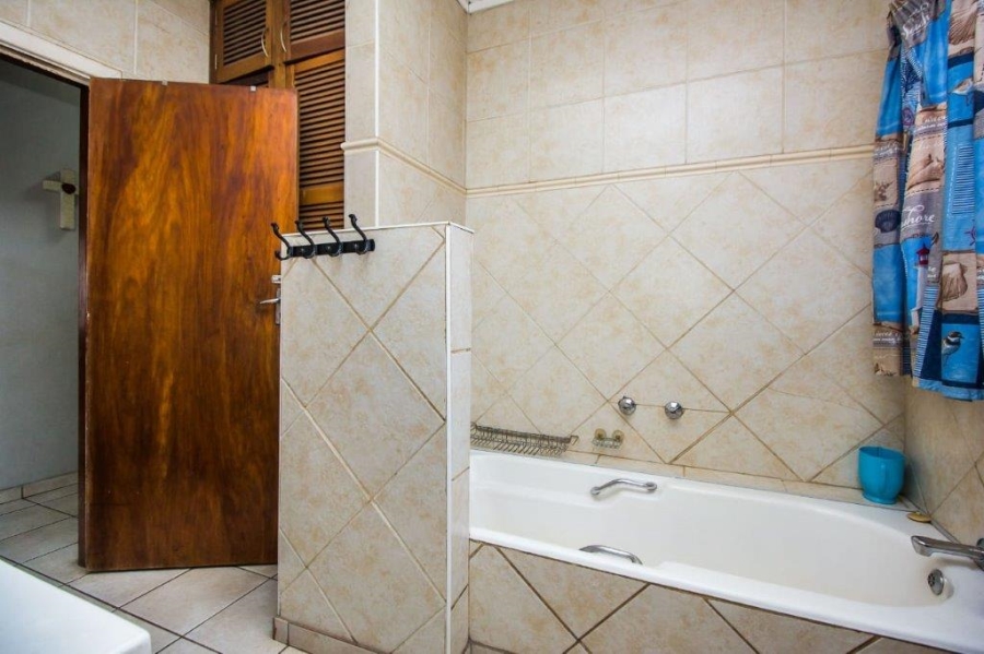 4 Bedroom Property for Sale in Meyerspark Gauteng